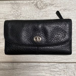 NWOT Coach Wallet Black Pebble Leather